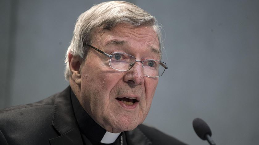 Cardeal George Pell - defende-se de acusações de abusos sexuais de menores - Vaticano - Foto: Massimo Percossi/EPA