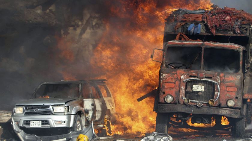 Explosão em Mogadishu, na Somália. Foto: Said Yusuf Warsame/EPA