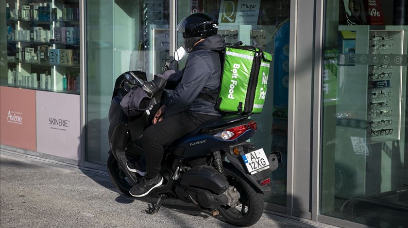 Plataformas digitais alvo de 900 participações da Autoridade para as Condições do Trabalho