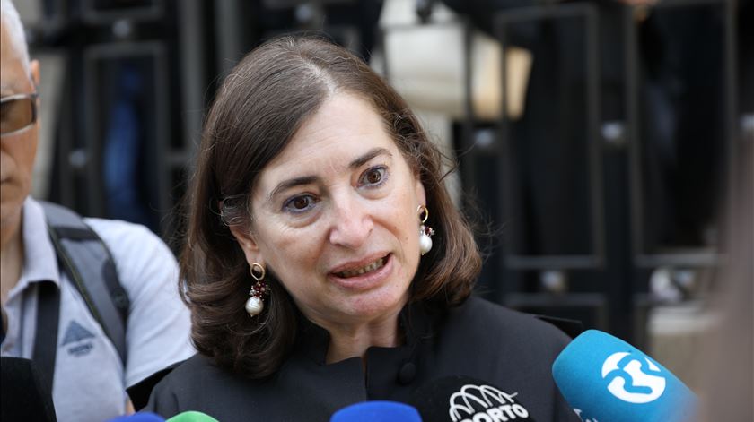Ordem dos Advogados acusa PS de “terrorismo legislativo”