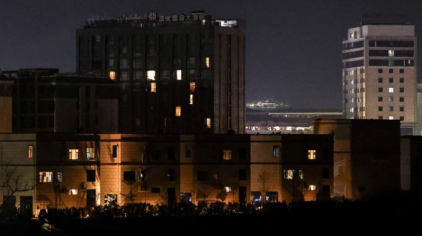 Como Myanmar se tornou o centro mundial das burlas online?