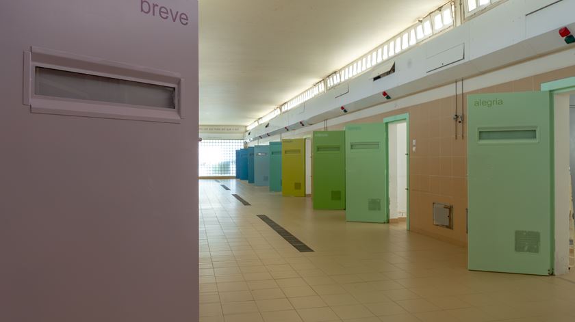 "Saudade" e nova decoração nas celas das mães encarceradas na Prisão de Tires