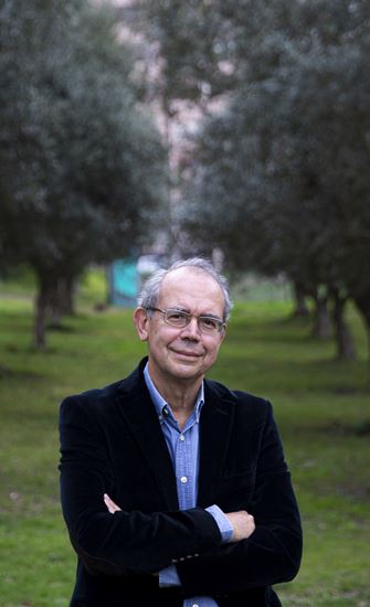 "Da pandemia vamos levar connosco esta experiência da morte invisível"