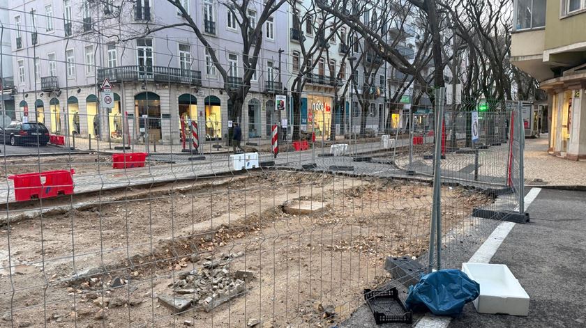 "Já não era sem tempo". Campo de Ourique aplaude obras na Rua Ferreira Borges