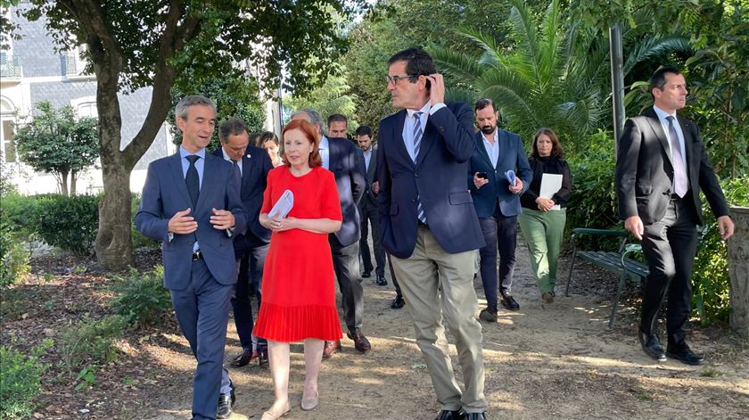 Ministra do Ambiente nega convite para cargo europeu