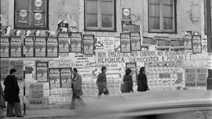 "O Documento dos Nove foi o momento mais decisivo da Revolução" portuguesa
