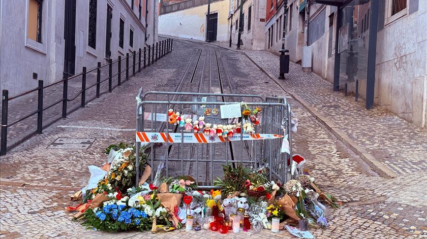 Ascensores de Lisboa devem manter-se parados, recomenda GPIAAF