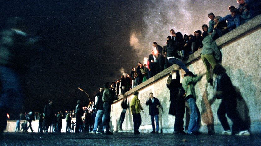 O Muro de Berlim caiu há 35 anos. O que mudou na capital alemã e o que resta da antiga RDA?