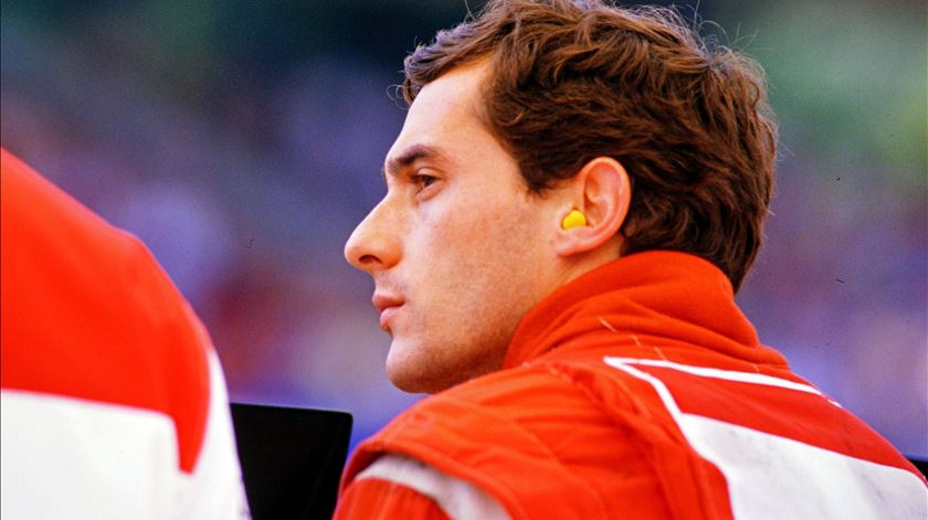 Senna “queria ir para a Ferrari em 1994”. Antigo chefe da Scuderia recorda negociações com lenda da F1 Senna “queria ir para a Ferrari em 1994”. Antigo chefe da Scuderia recorda negociações com lenda da F1