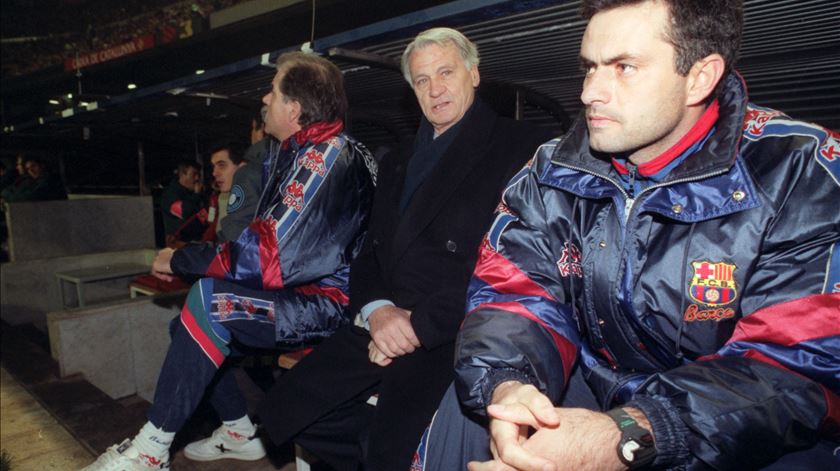 "Ofereci-lhe 40 mil contos por época": quando o Sp. Braga tentou contratar Mourinho, o adjunto do Barça