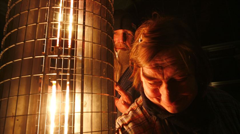 Que cuidados se deve ter com lareiras e aquecedores? Como aquecer a casa em segurança