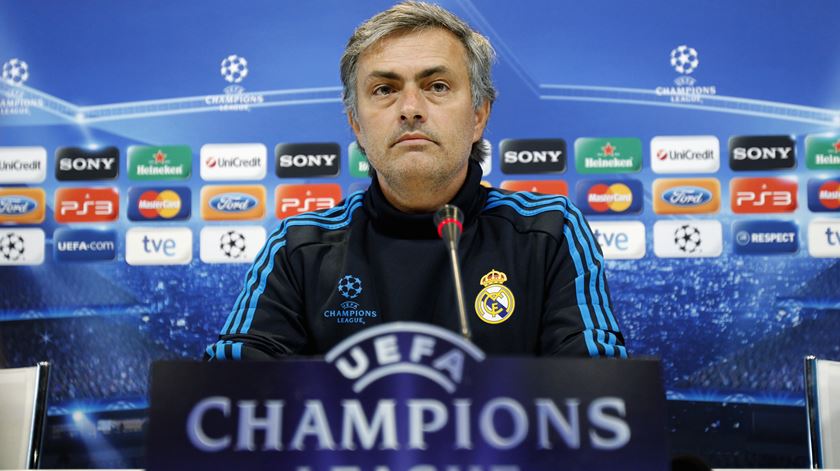 "The Special One is back". Fabrizio Romano confirma Mourinho no Real Madrid