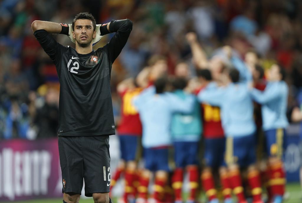 Portugal cai nos penáltis conta a Espanha na semifinal do Euro 2012 (foto: Reuters) Portugal cai nos penáltis conta a Espanha na semifinal do Euro 2012 (foto: Reuters)