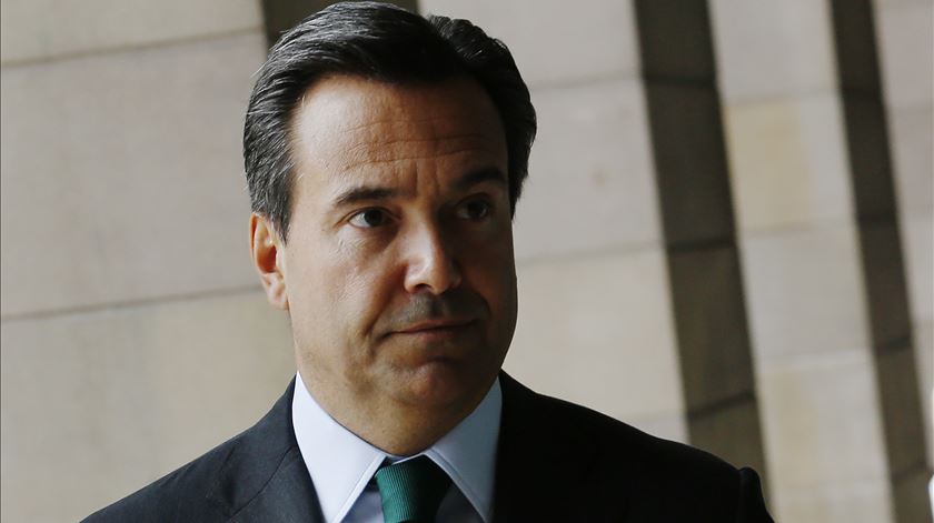Horta Osório e fundo oferecem 6 mil milhões por ativos da Altice