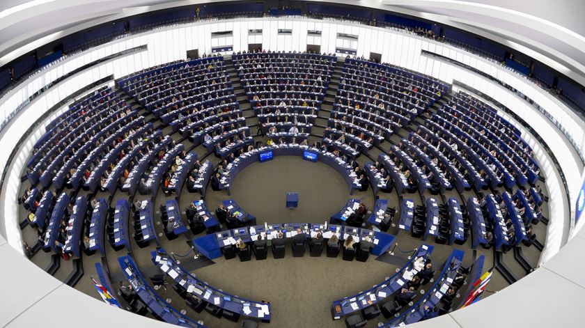 Deputados, eurodeputados no Parlamento Europeu. Foto: Parlamento Europeu