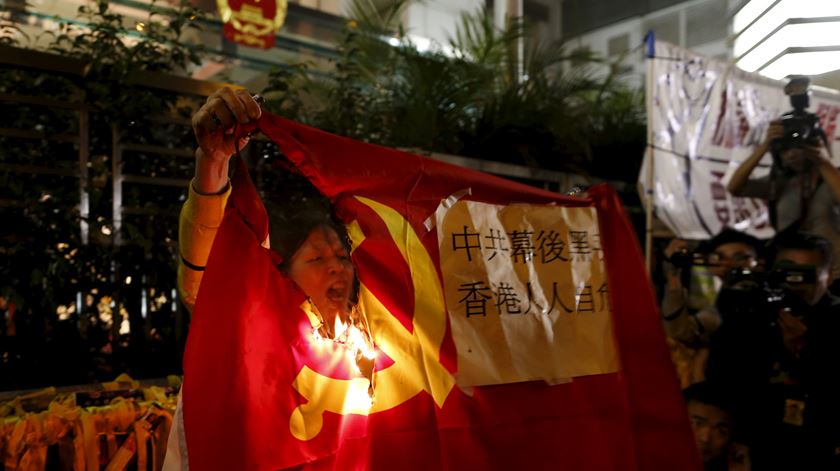 Manifestantes contra o Governo chinês em Hong Kong. Foto: Tyrone Siu/Reuters