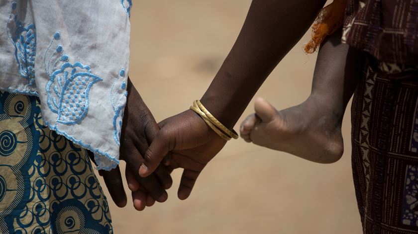 Mães e crianças migrantes Nigéria. Foto: Karel Prinsloo/UNICEF/Reuters