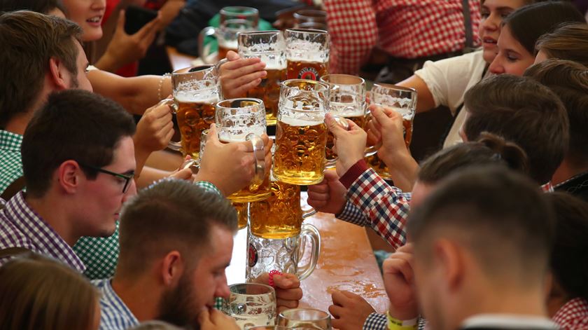 "Oktoberfest" em Munique, na Alemanha. Foto: Michael Dalder/Reuters