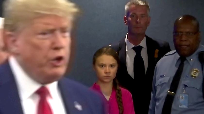 Donald Trump e Greta Thunberg cruzaram-se nas Nações Unidas. Foto: Reuters