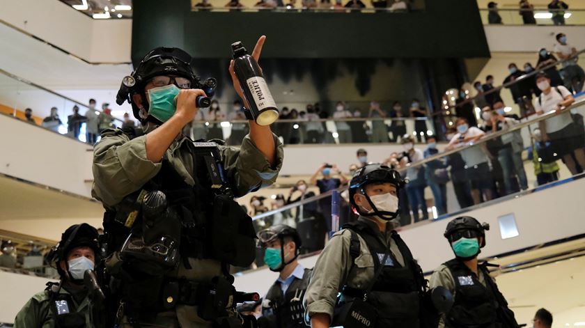 Protestos retomaram no final de abril. Foto: Tyrone Siu/Reuters