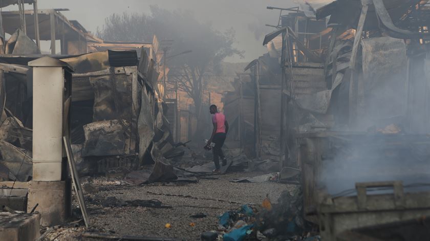 Campo de refugiados de Moria alberga cerca de 13 mil pessoas, incluindo milhares de crianças. Foto: Reuters