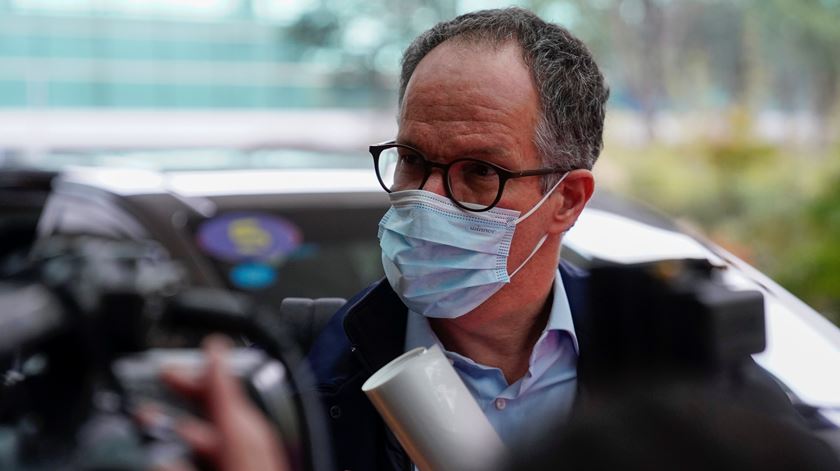 Surto original de Covid-19 em Wuhan pode ter sido maior do que se pensava