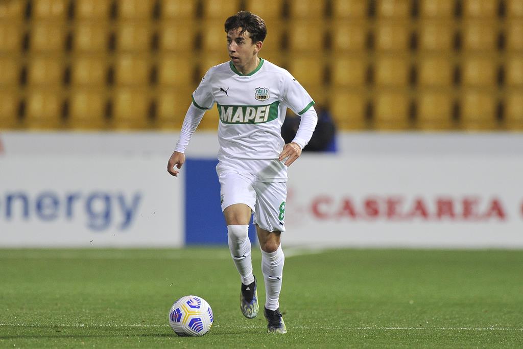 Maxime Lopez tem impressionado no Sassuolo. Foto: Vincenzo Izzo/Sipa USA/Reuters Maxime Lopez tem impressionado no Sassuolo. Foto: Vincenzo Izzo/Sipa USA/Reuters