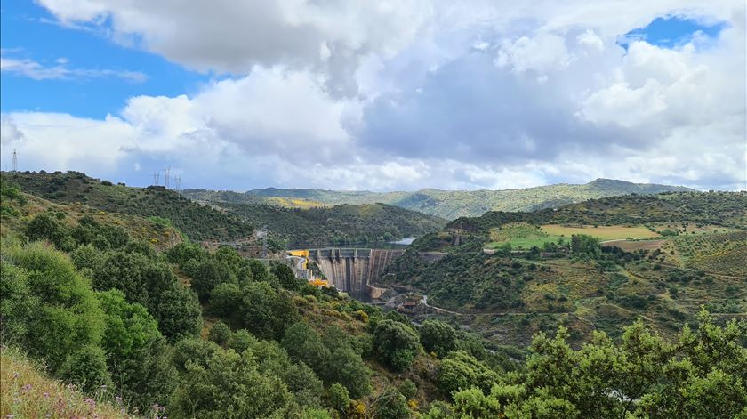 Barragem de Bemposta. Foto: Olímpia Mairos/RR