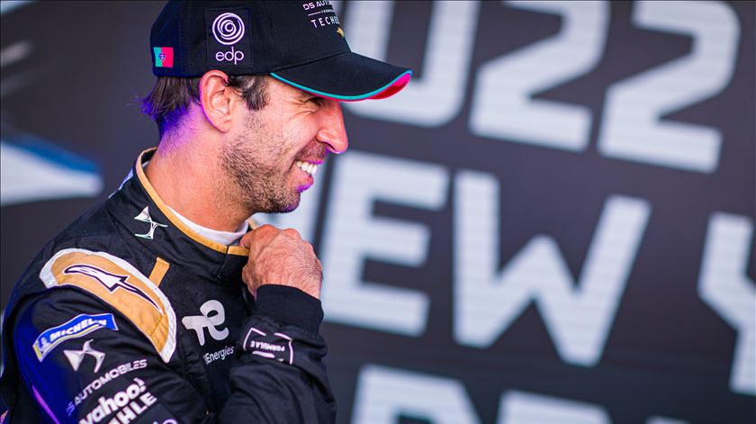 Fórmula E. Porsche confirma Félix da Costa para 2024