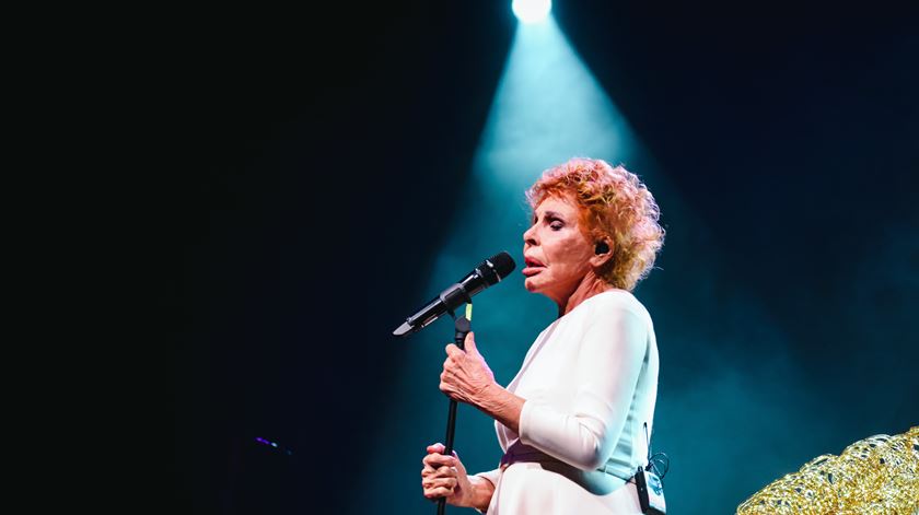 Ornella Vanoni, ícone da música italiana, morreu aos 91 anos