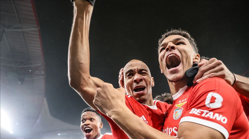 Simão Sabrosa: "Inter merece respeito, mas não há favoritos nesta fase"