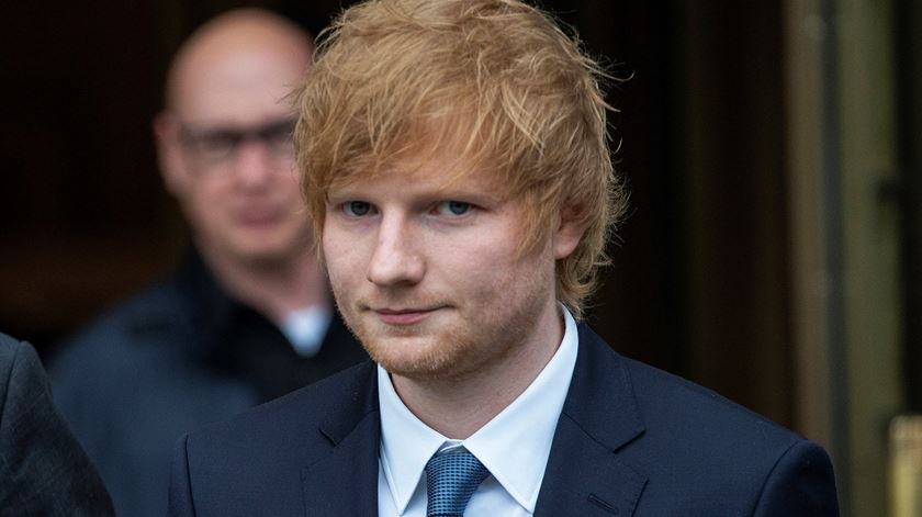 Ed Sheeran diz que vai deixar mundo da música se for condenado por plágio