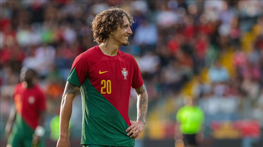 Apesar do "caminho que muitos consideram instável", Fábio Silva pode estrear-se esta noite pela seleção