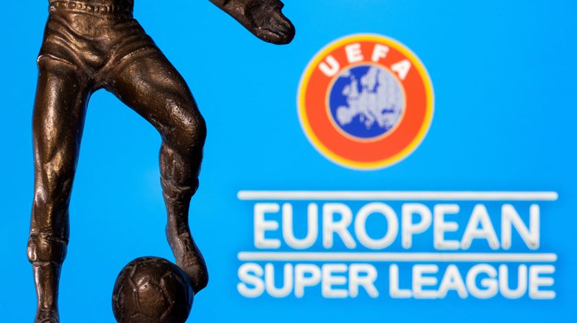 Laporta garante que três grandes querem Superliga, mas os clubes mantêm posição inicial