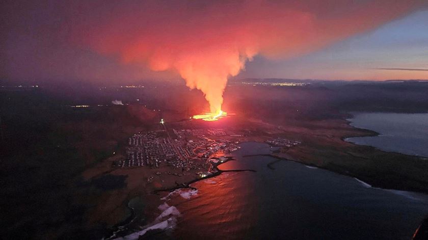 Nova erupção vulcânica na Islândia