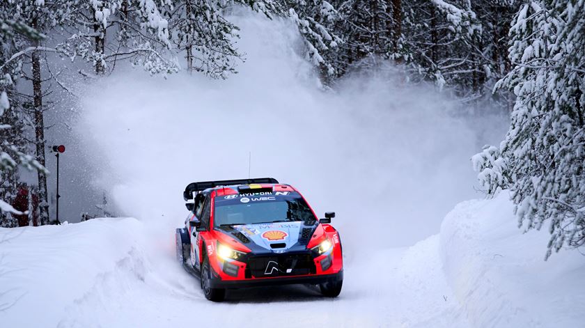 Esapekka Lappi vence Rali da Suécia mas Elfyn Evans é quem mais fatura