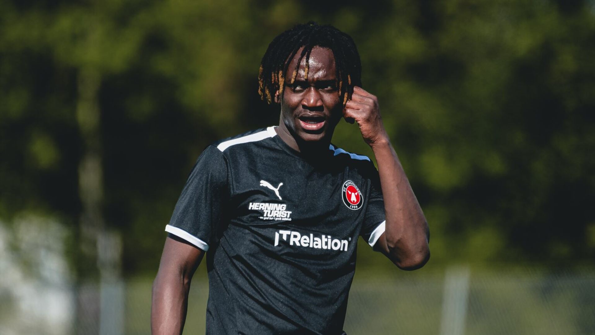 Ex-Benfica Alamara Djabi 