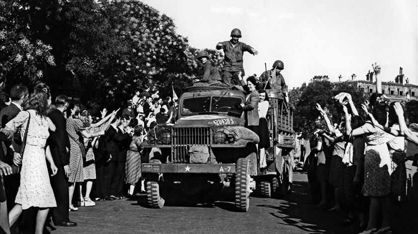 Libertação de Paris da ocupação Nazi durante a Segunda Guerra Mundial a 25 de agosto de 1944 Foto: Bridgeman Images via Reuters Connect
