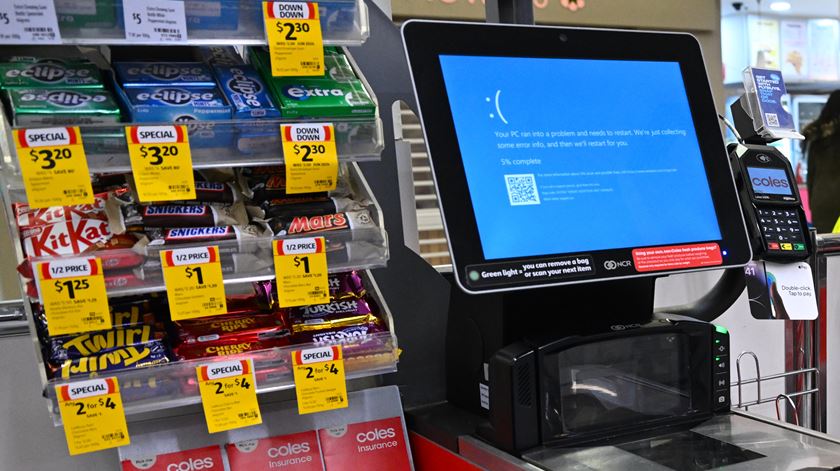 Supermercado na Austrália durante falha global da Microsoft. Foto: Reuters Supermercado na Austrália durante falha global da Microsoft. Foto: Reuters
