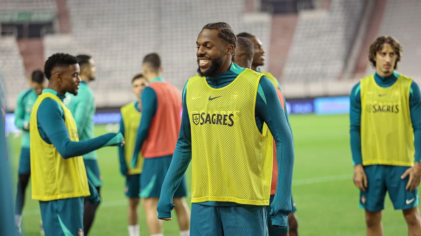 Nuno Tavares é o preterido na seleção nacional para a "final four" da Liga das Nações Nuno Tavares é o preterido na seleção nacional para a "final four" da Liga das Nações