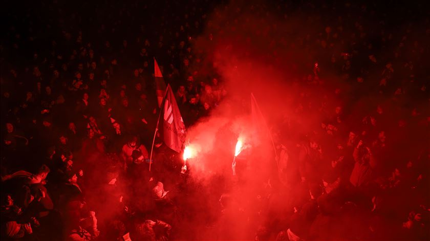 Franceses celebram morte de Jean-Marie Le Pen Foto: Anadolu via Reuters Connect