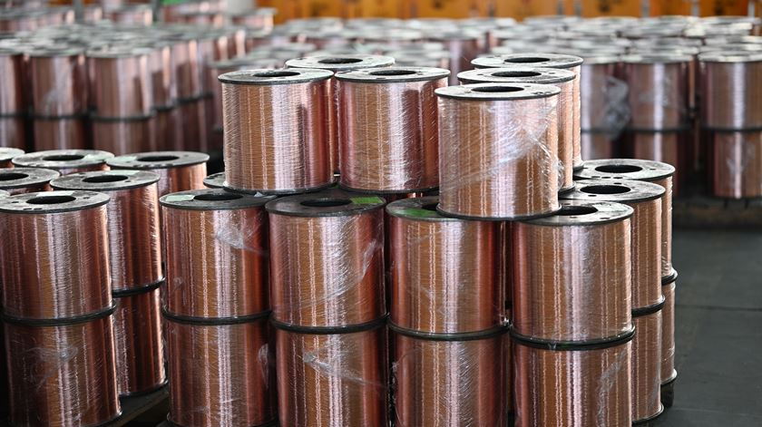 Trump pode aplicar tarifas sobre as importações de cobre dentro de semanas Trump pode aplicar tarifas sobre as importações de cobre dentro de semanas