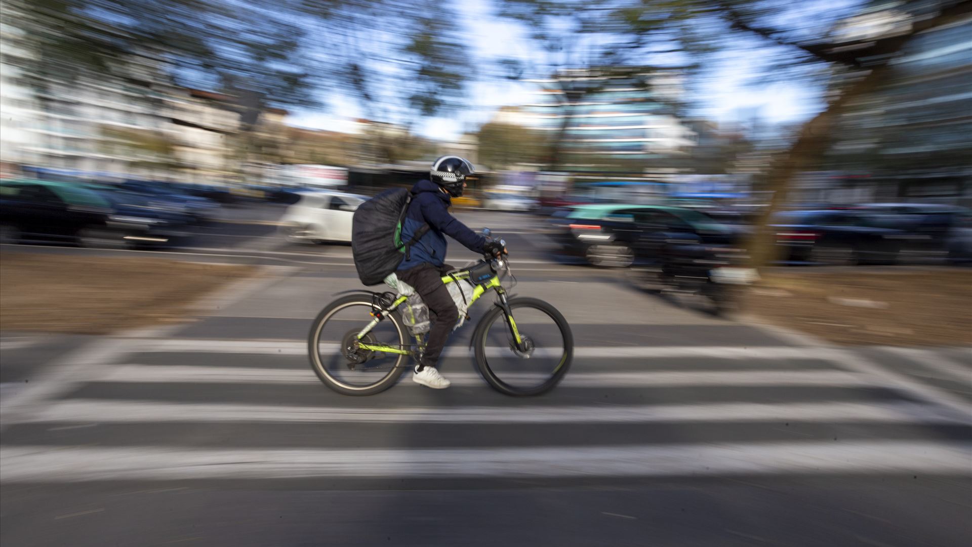 Mortes de ciclistas na UE caem menos do que as dos automobilistas