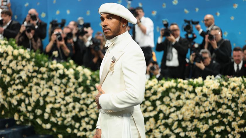 Campeão de Fórmula 1 a desfilar na maior noite da moda, na Met Gala 2025. Foto: Reuters