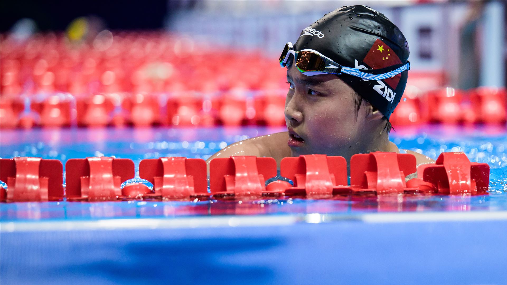 Bronze mundial aos 12 anos, recordista da Ásia aos 13. Yu Zidi continua a fazer história