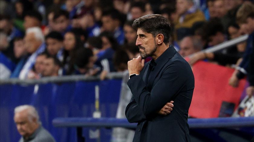 Paunovic, o homem que subiu o Oviedo à La Liga, foi agora despedido após oito jornadas
