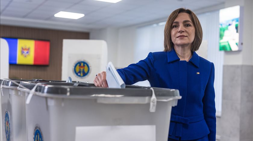 Relatório conclui que Kremlin desenvolveu redes de desinformação e interferência para eleições na Moldova