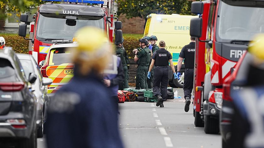 ataque a sinagoga em Manchester Foto: Reuters