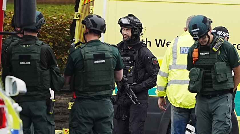 ataque a sinagoga em Manchester Foto: Reuters
