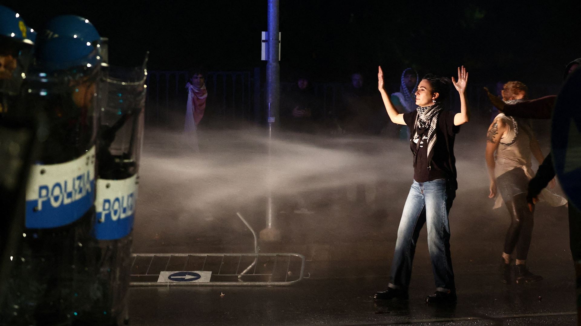 Manifestação pró-Palestina termina em confrontos com a polícia em Itália